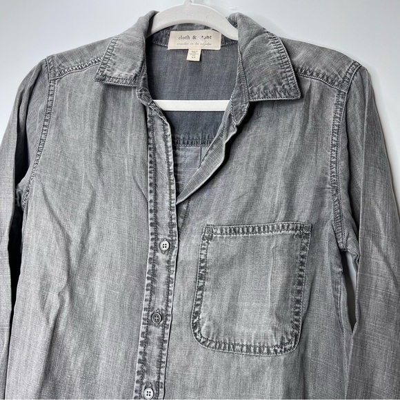 Cloth & Stone Tencel Button Down Shirt Raw hem Size X Small - Picture 3 of 9